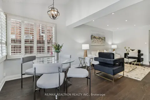 136 Millcroft Way, Vaughan, ON L4J 6P7