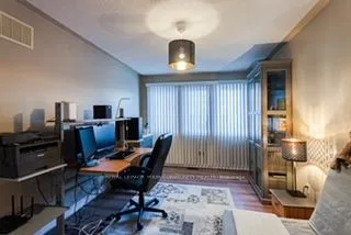 18 Stookes Cres, Richmond Hill, ON L4E 0J4