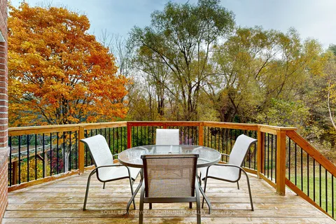 37 Willow Farm Lane, Aurora, ON L4G 6K1