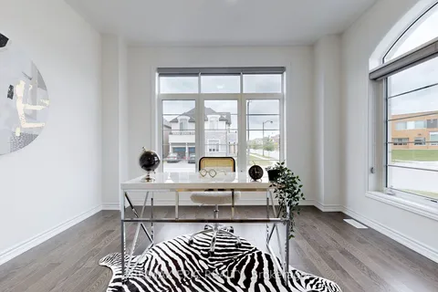 1 Kenneth Ross Bend, East Gwillimbury, ON L9N 0T7