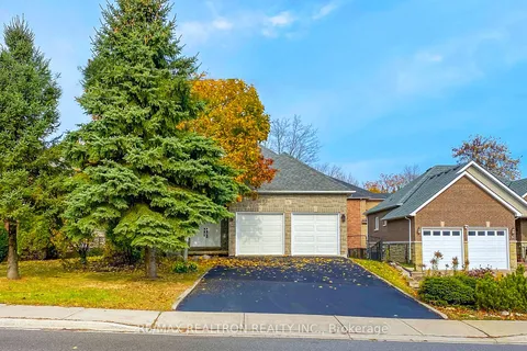6 Snively St, Richmond Hill, ON L4E 3E7