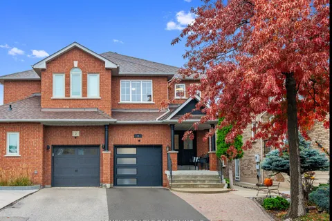 4 Sarno St, Vaughan, ON L4H 1X2