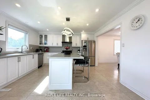 48 Brookshill Cres, Richmond Hill, ON L4B 3J2