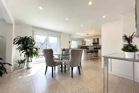 48 Brookshill Cres, Richmond Hill, ON L4B 3J2