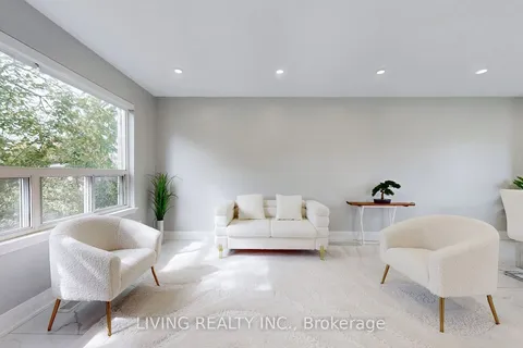 251 Mcconvey Dr, Richmond Hill, ON L4C 3K1