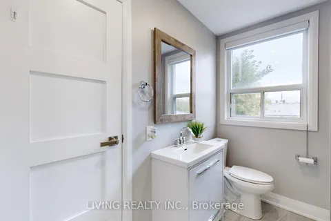 251 Mcconvey Dr, Richmond Hill, ON L4C 3K1