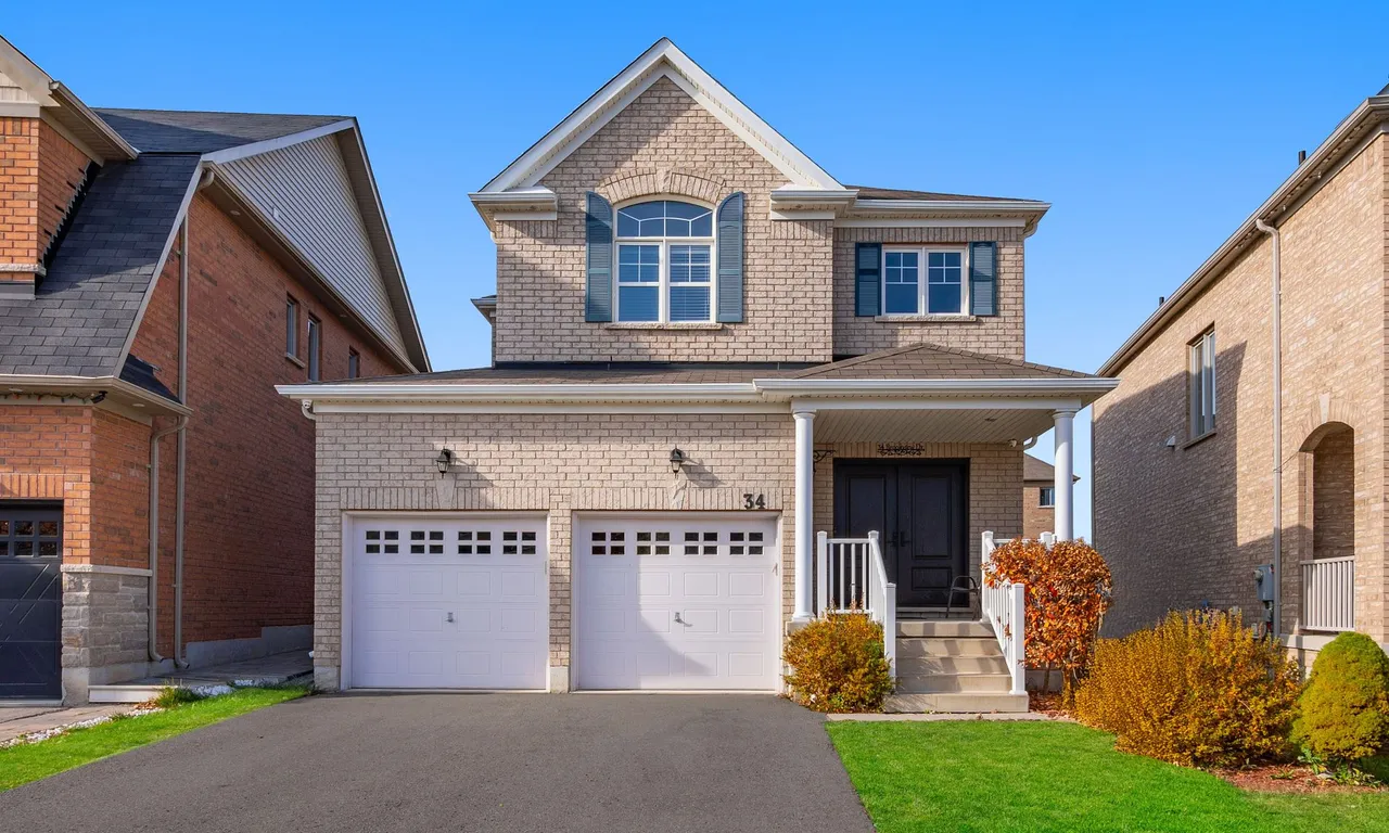 34 Brookview Dr, Bradford West Gwillimbury, ON L3Z 0S5