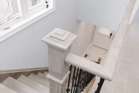 21 Westolivia Tr, Vaughan, ON L4J 0C1