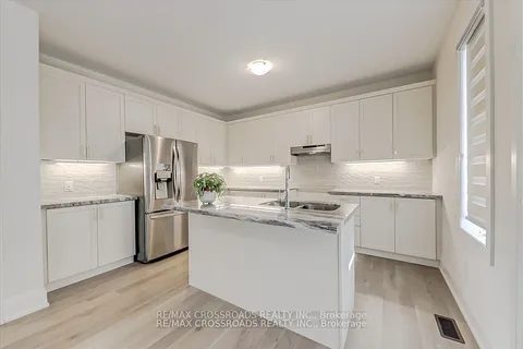 46 Carriage Shop Bend, East Gwillimbury, ON L9N 0Y6