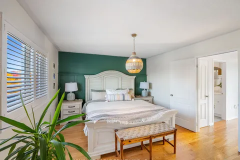 39 Walkview Cres, Richmond Hill, ON L4E 4H5