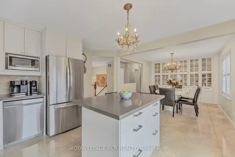 20 Riverdale Dr, Wasaga Beach, ON L9Z 1E9