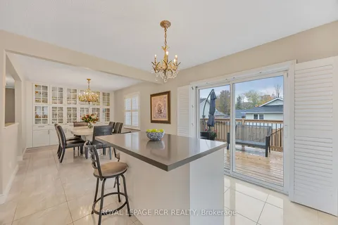 20 Riverdale Dr, Wasaga Beach, ON L9Z 1E9
