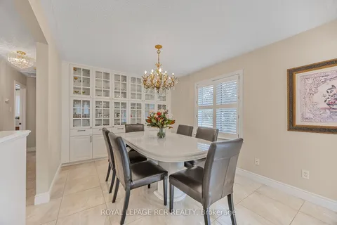 20 Riverdale Dr, Wasaga Beach, ON L9Z 1E9