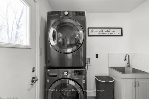 81 ROYAL BEECH Dr, Wasaga Beach, ON L9Z 1H5