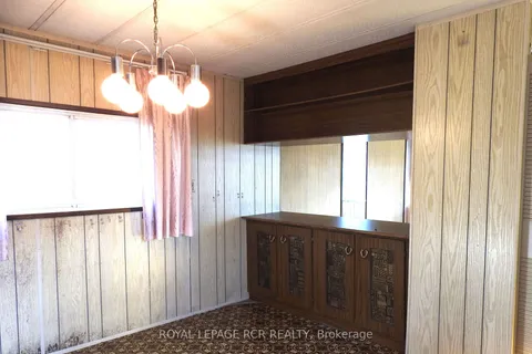 8 Bensley Dr, Oro-Medonte, ON L3V 0P9