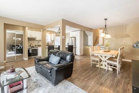 33 Roslyn Rd, Barrie, ON L4M 2X5