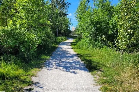 11325 Hwy 26, Collingwood, ON L8Y 5H8