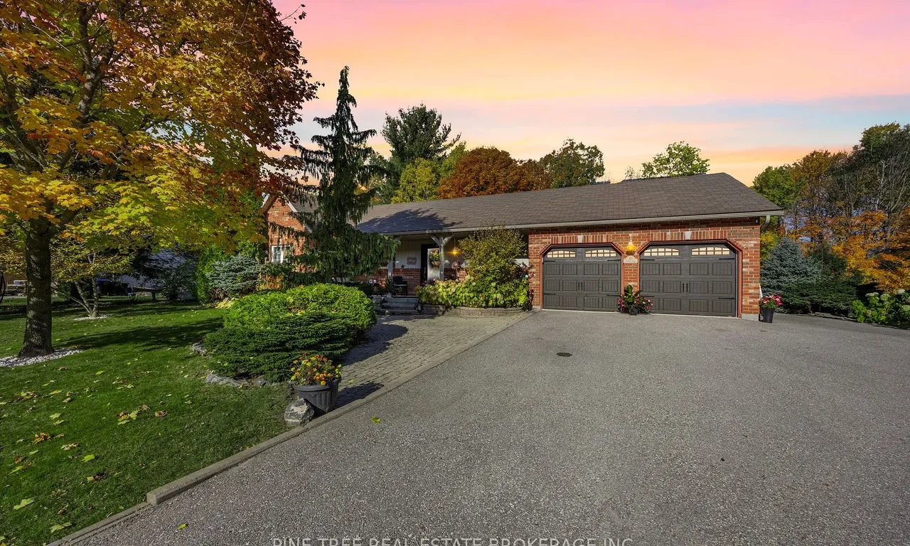 30 Hickory Lane, Oro-Medonte, ON L0K 1E0