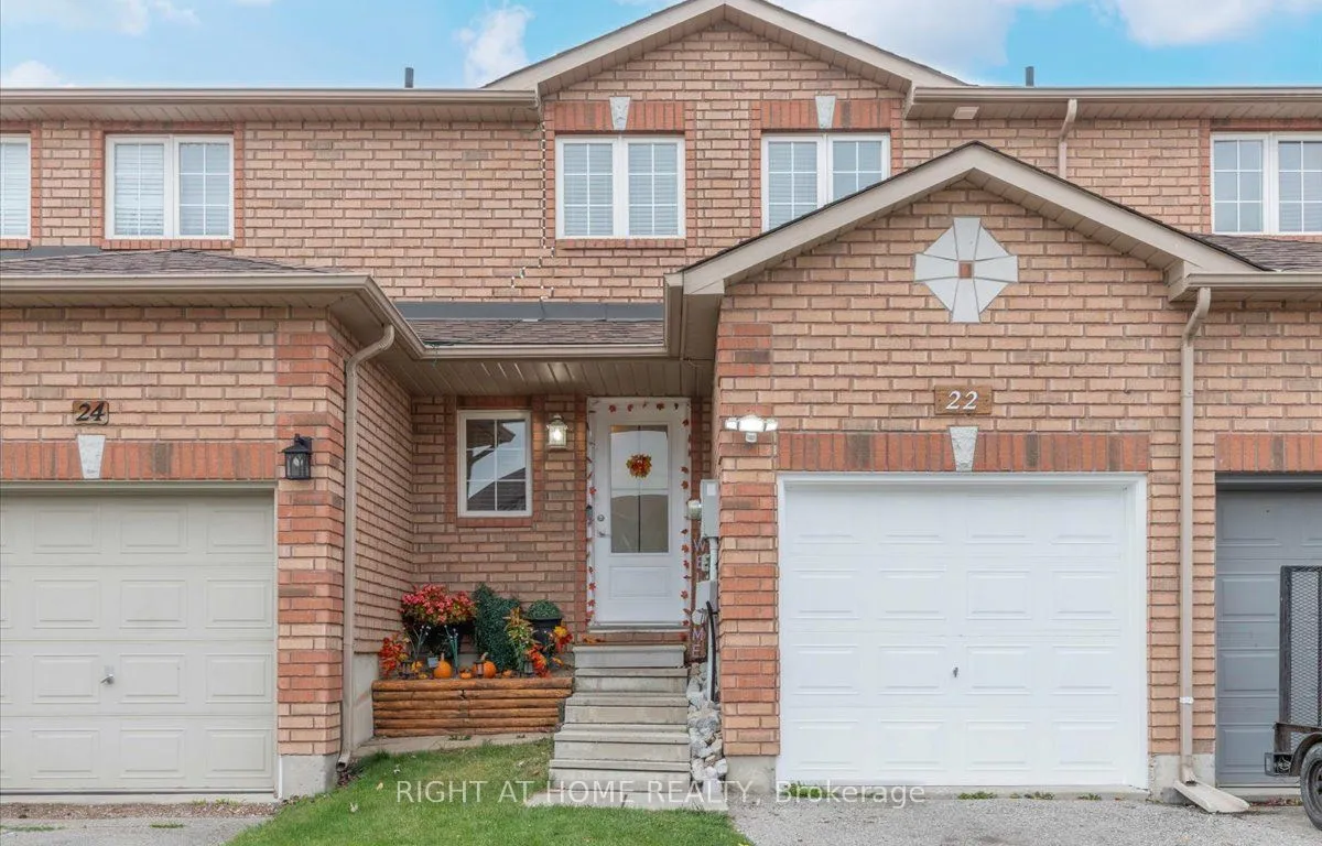 22 Mccausland Crt, Barrie, ON L4N 6C2