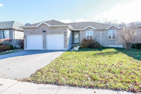 115 Sproule Dr, Barrie, ON L4N 0P3