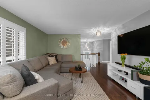 94 Butternut Dr, Barrie, ON L4N 9Z6