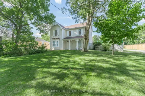 62 Shirley Ave, Barrie, ON L4N 1N1