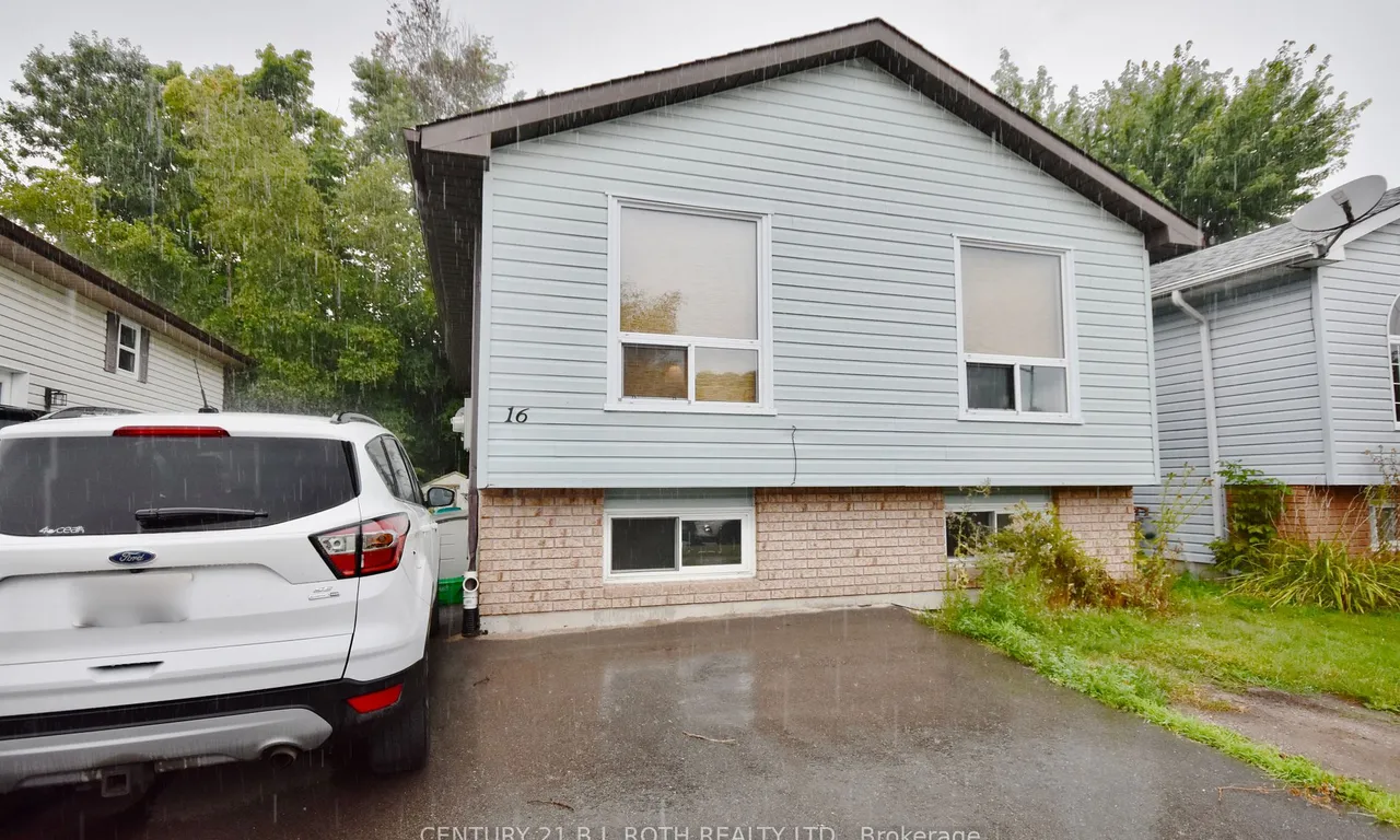 16 Louise Lane, Orillia, ON L3V 7W1