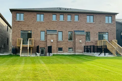 301 Quebec St, Clearview, ON L0M 1S0