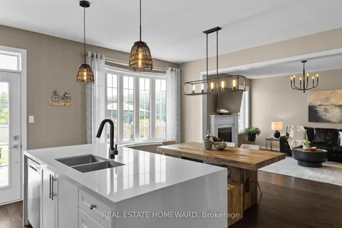 3 Moreau Way, Springwater, ON L9X 0S5