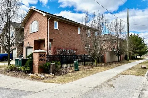204 Alva St, Barrie, ON L4N 3W3