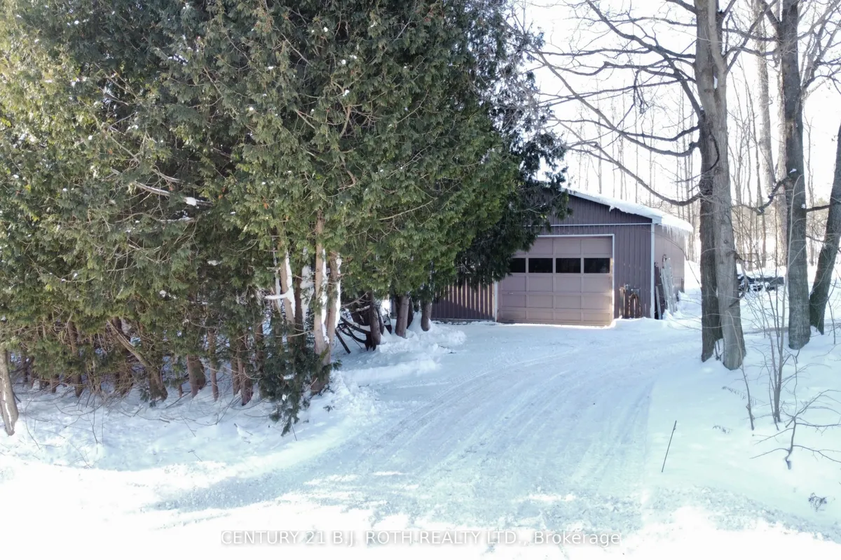 1166 Gill Road, Springwater, ON L9X 0K2