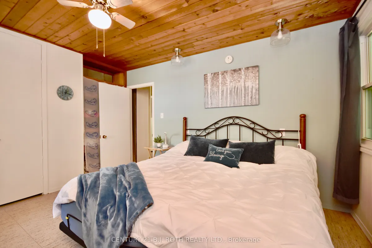 1166 Gill Road, Springwater, ON L9X 0K2