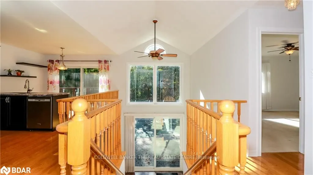156 Columbia Road, Barrie, ON L4N 8E3