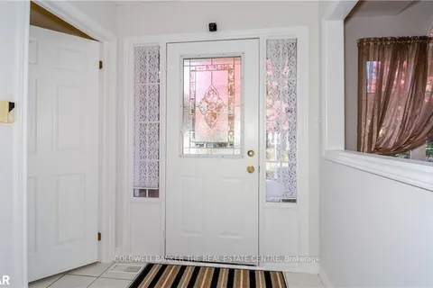 156 Columbia Road, Barrie, ON L4N 8E3