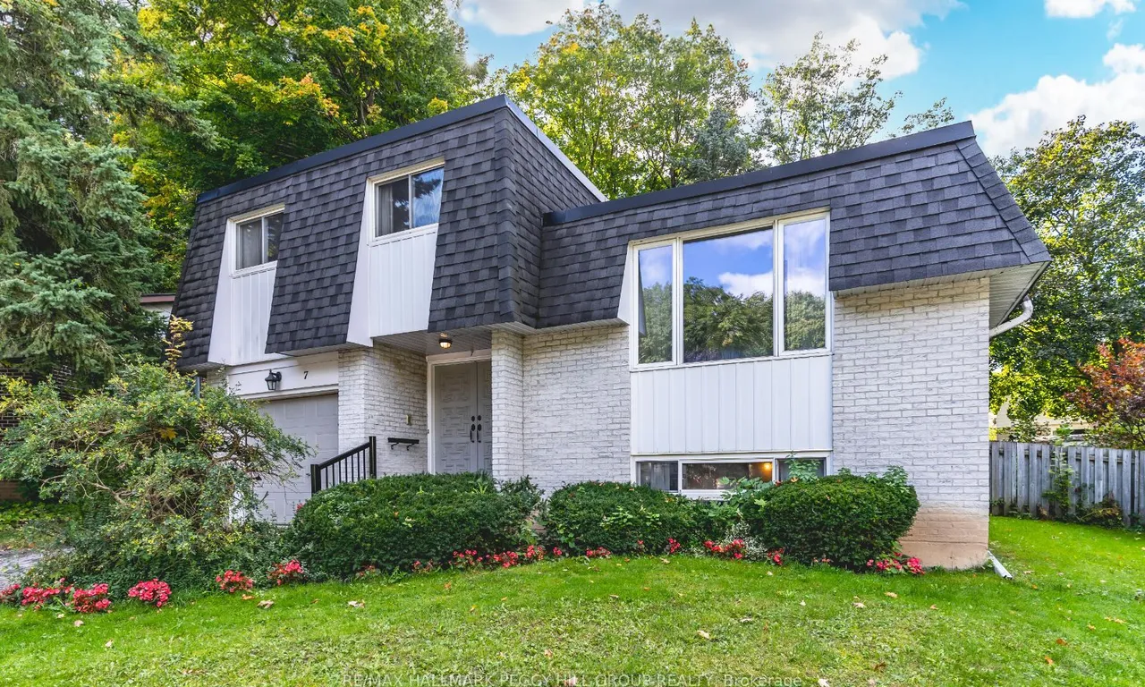 7 Aldergrove Circ, Barrie, ON L4M 4W6