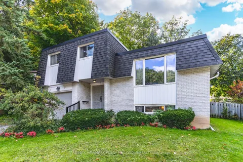 7 Aldergrove Circ, Barrie, ON L4M 4W6