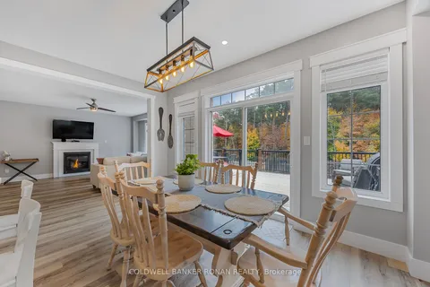 21 Moreau Way, Springwater, ON L9X 0S6