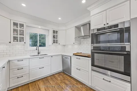 85 Elizabeth St, Barrie, ON L4N 6P2