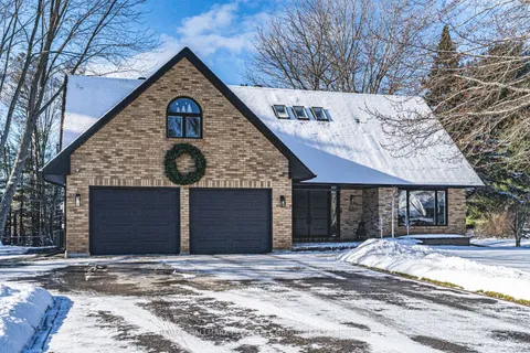 48 Lawrence Ave, Springwater, ON L9X 0C6