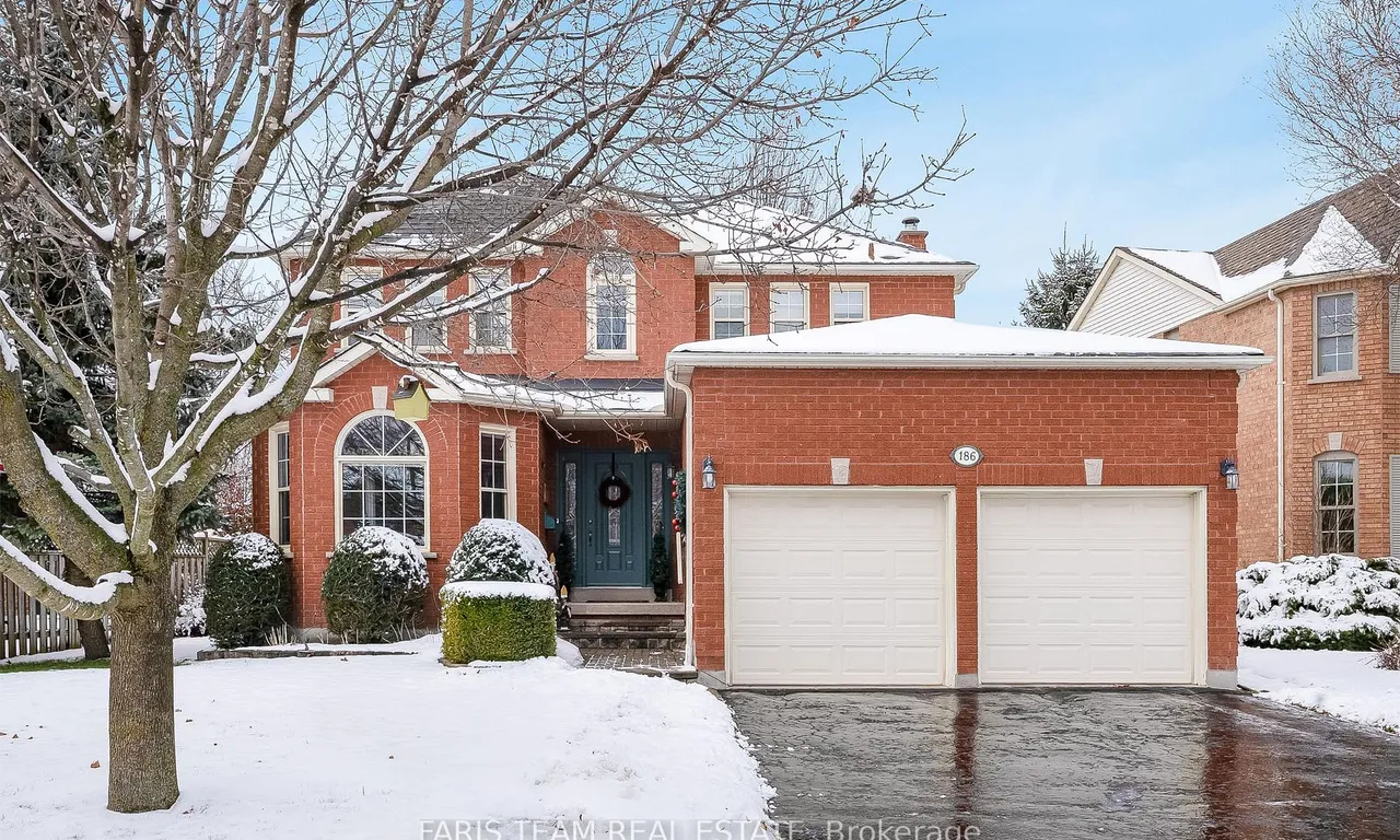 186 Hanmer St, Barrie, ON L4N 7J9