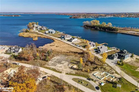 9 SWAN Lane, ON L0K 1R0