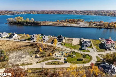 11 SWAN Lane, ON L0K 1R0