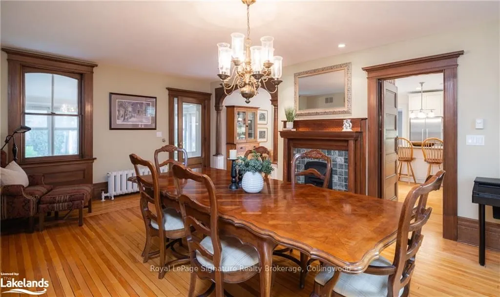186 THIRD Street, Collingwood, ON L9Y 1L1