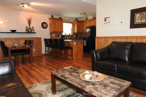 63 MADAWASKA Trail, Wasaga Beach, ON L9Z 1X7