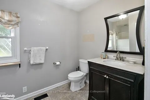 523 HURONTARIO Street, Collingwood, ON L9Y 2N2