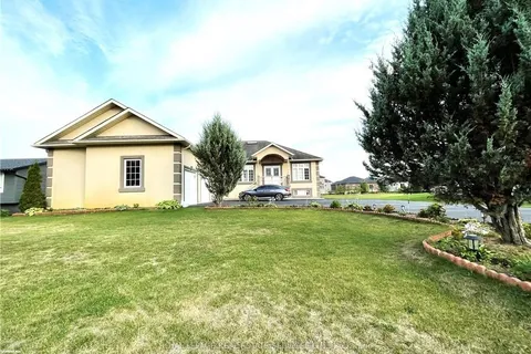 16 WASAGA SANDS Drive, ON L9Z 1J6