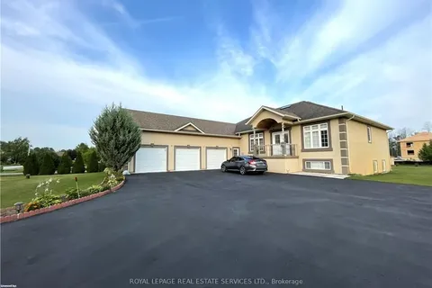 16 WASAGA SANDS Drive, ON L9Z 1J6