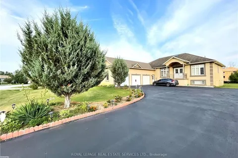 16 WASAGA SANDS Drive, ON L9Z 1J6