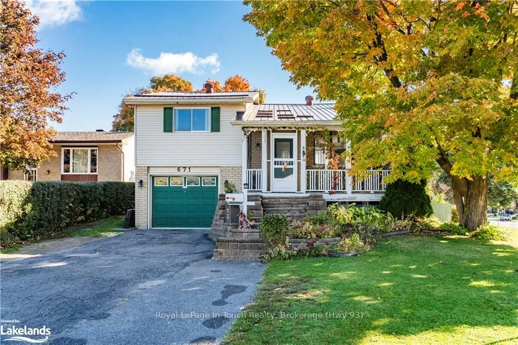 671 ALGONQUIN Dr, Midland, ON L4R 4R5