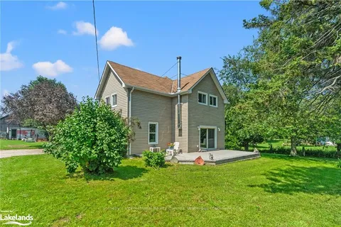 8870 COUNTY 93 Road, Midland, ON L4R 4K4